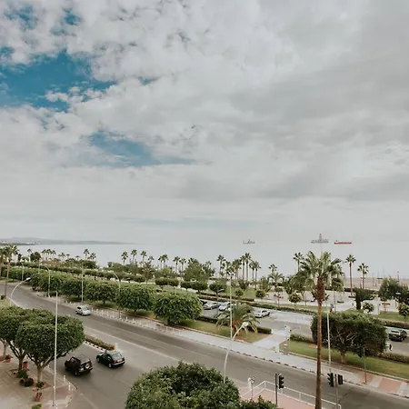 City Centre Studio Beach View Limassol